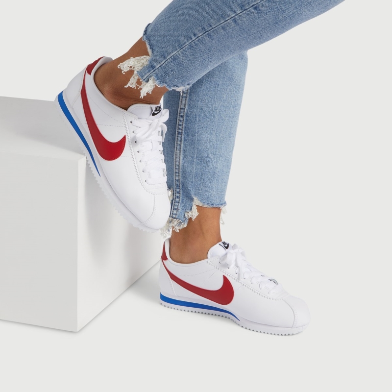 Nếu là một fan của giày Cortez, đừng quên bỏ túi những bí kíp phối đồ với giày Nike Cortez cực xinh tại ACFC nhé!