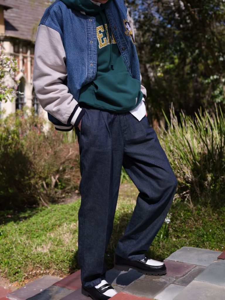 Chiếc quần Pleated Pant dành cho nam với chiếc cờ hiệu đặc trưng của phong cách học đường - Ảnh 1