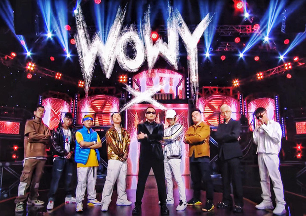 Team Wowy tại Rap Việt mùa 1 trong những đôi giày Nike do đích thân HLV Wowy lựa chọn