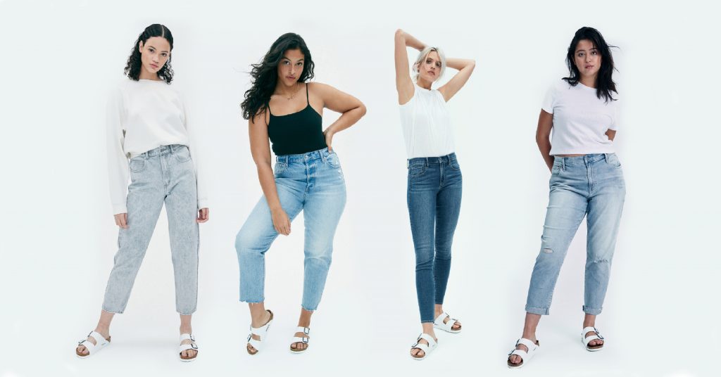 Cùng GAP khám phá top 4 mẫu quần jeans “on trend” mọi thời đại dành cho phái nữ