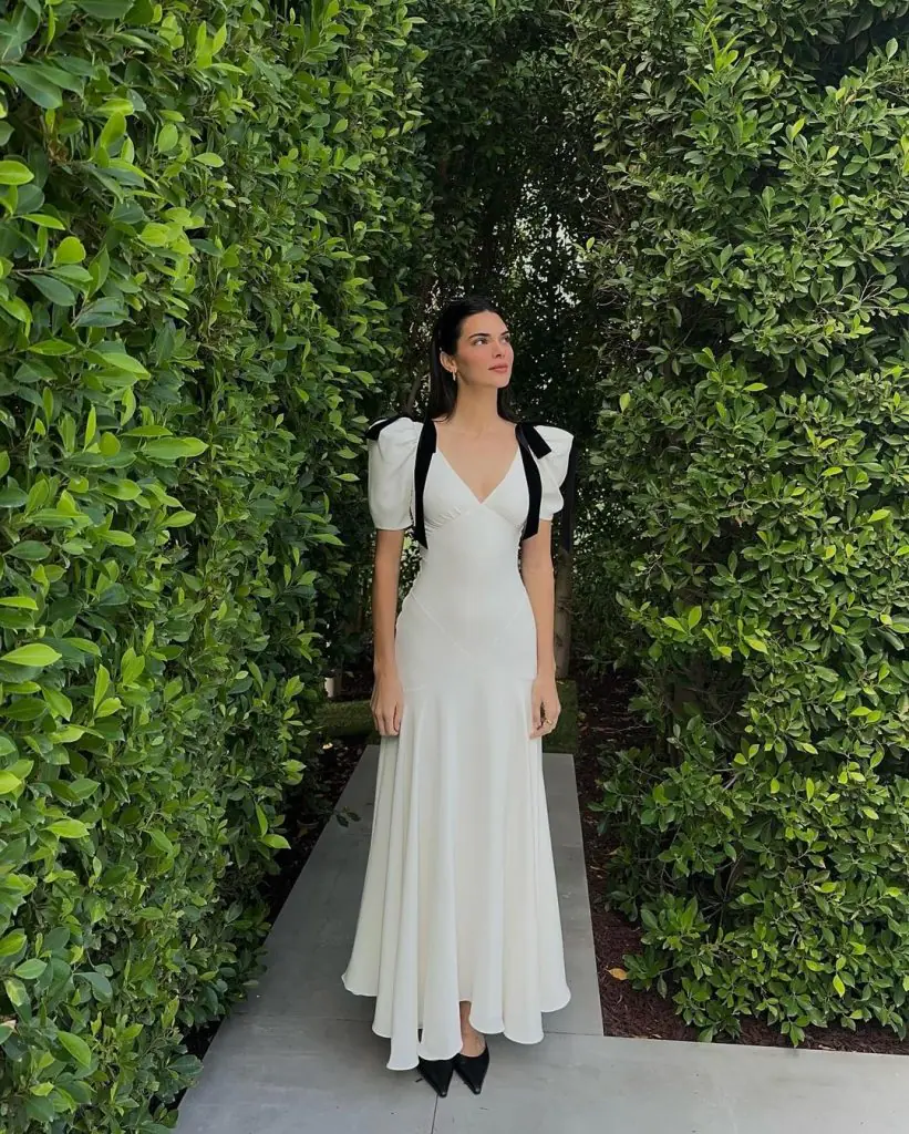vay-prom-kendall-jenner