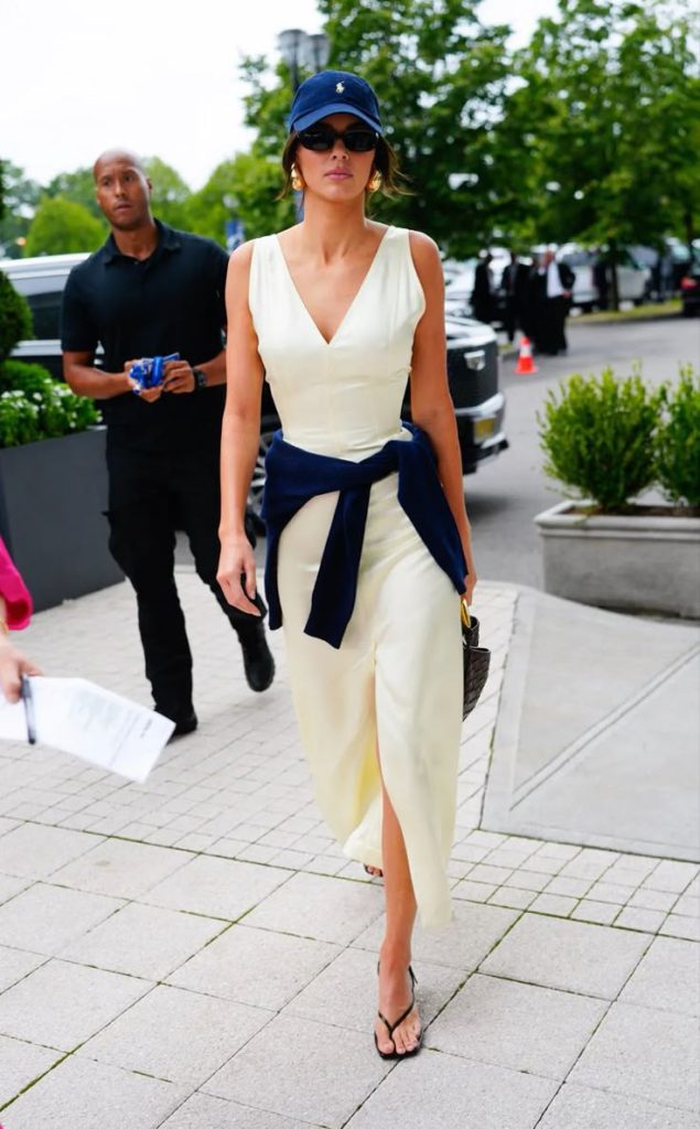 cach-phoi-do-voi-mu-luoi-trai-nu-kendall-jenner