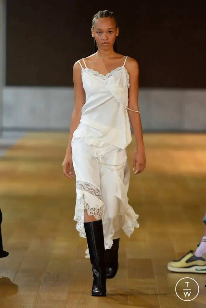 camisole-la-gi-monse-ss25