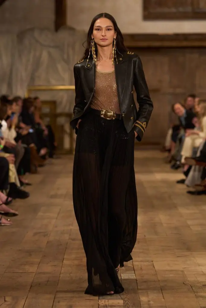 camisole-la-gi-runway