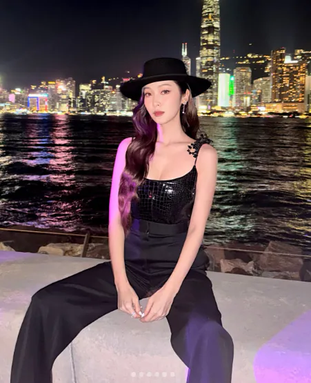 Ảnh: Instagram @jessica.syj Mặt tròn đội mũ gì Mũ fedora Mũ rộng vành