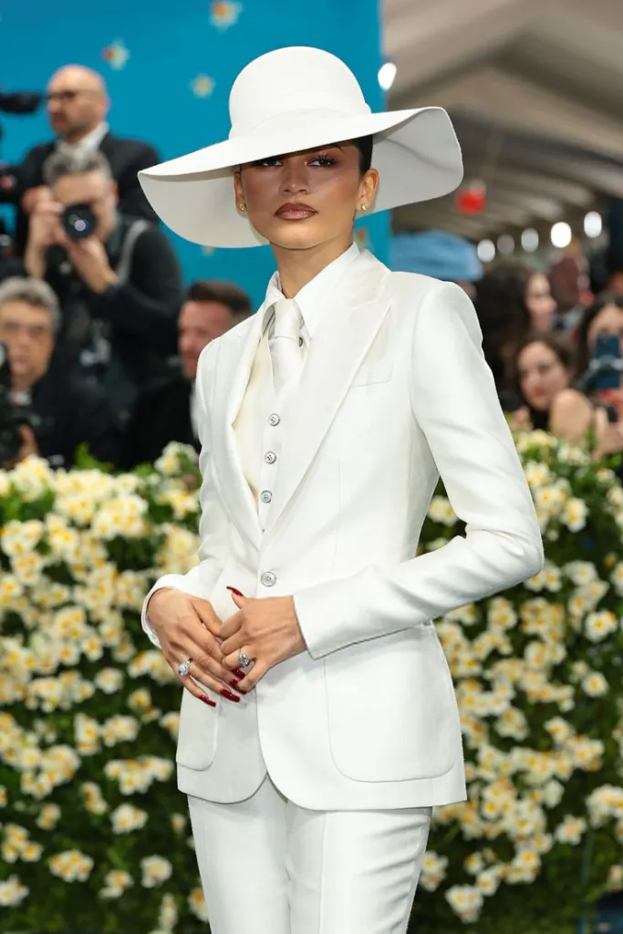 Tạo hình trang nhã của Zendaya tại Met Gala 2025. Ảnh: Getty Images