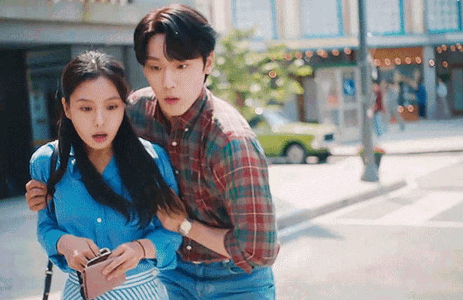 Hwang Hee Tae (Lee Do Hyun) – YOUTH OF MAY (Tuổi trẻ tháng Năm) - Phối đồ mùa hè nam: Chuẩn style nam chính 4 bộ phim Hàn phải xem khi hè về