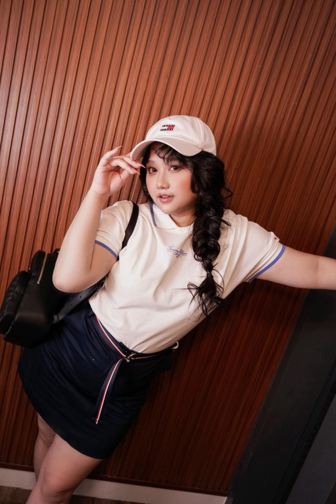 Trúc Anh năng động và phong cách trong thiết kế từ Tommy Hilfiger. Ảnh: Tommy Hilfiger
