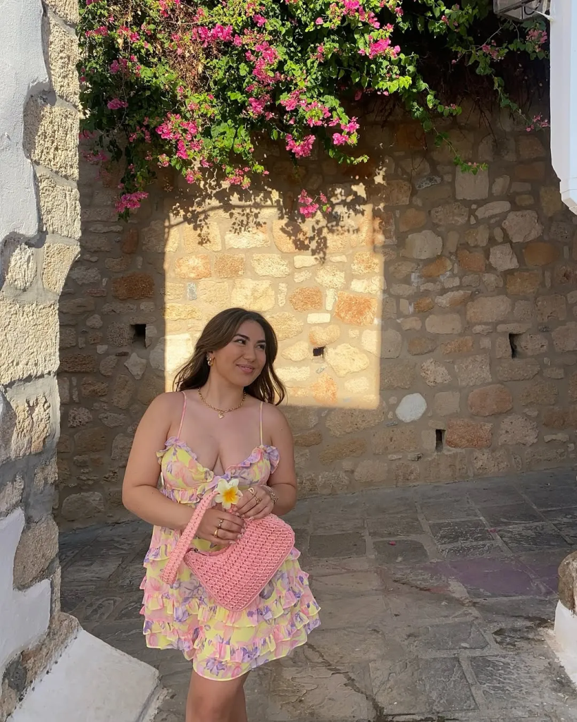 Ảnh: @imhollyfrances