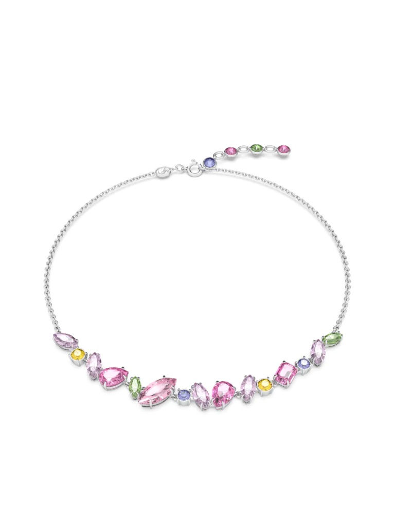 SWAROVSKI Vòng Cổ Gema - Cách phối dây chuyền với đầm cho mọi phong cách, mọi dịp