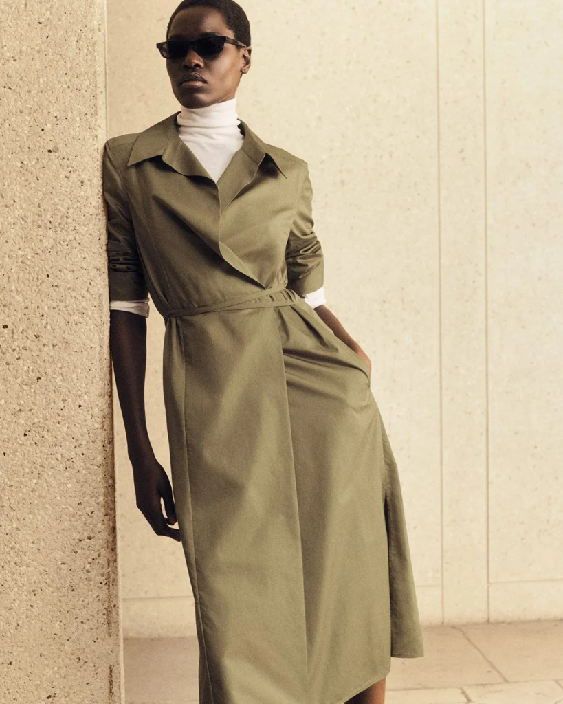 Ảnh: @cosstores - Cách phối áo cổ cao chuẩn xu hướng như fashionista (Châu Bùi, Quỳnh Anh Shyn...)