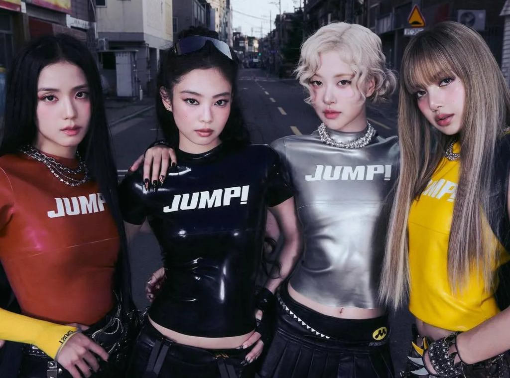 Nâng cấp thời trang mùa lạnh với bản phối chất liệu da như BLACKPINK