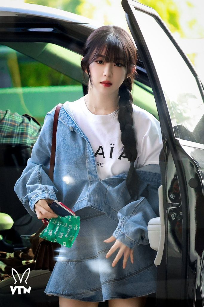 Học ngay cách phối áo khoác jeans đẹp chuẩn fashionista