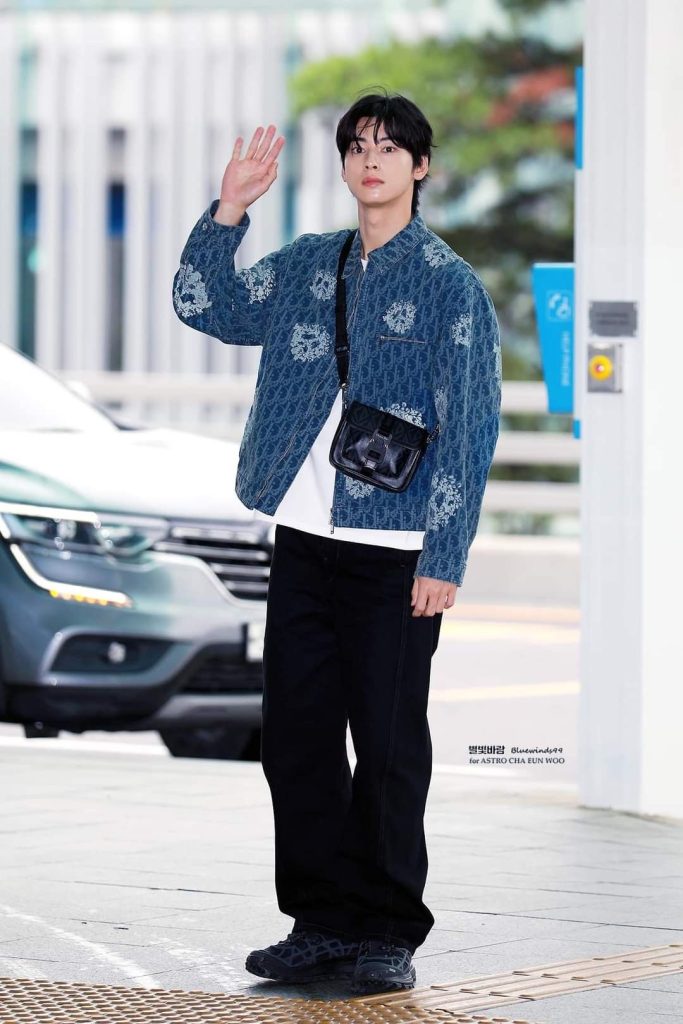 Học ngay cách phối áo khoác jeans đẹp chuẩn fashionista