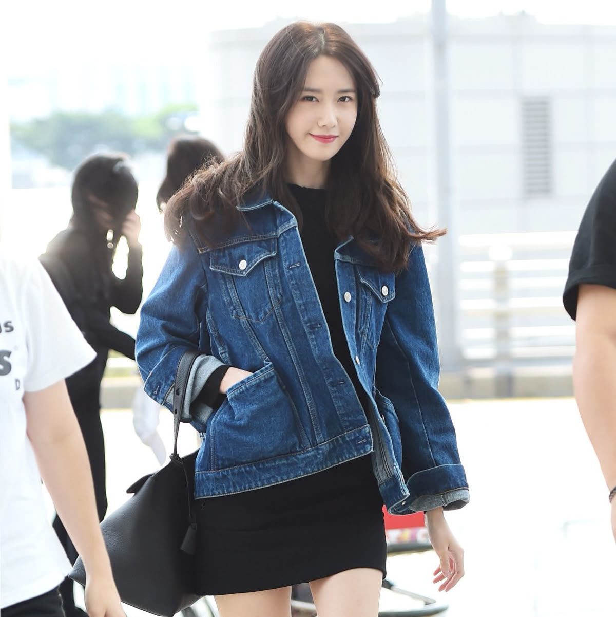 Học ngay cách phối áo khoác jeans đẹp chuẩn fashionista
