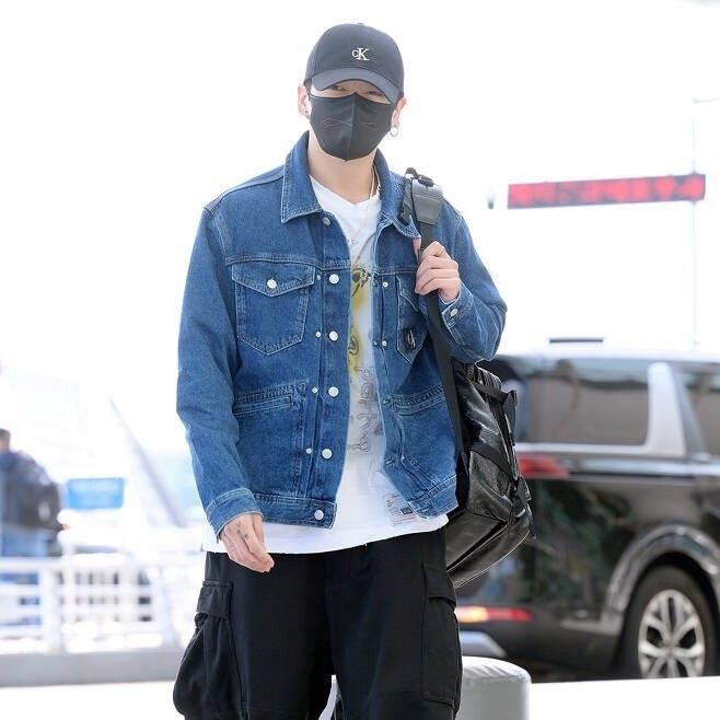 Học ngay cách phối áo khoác jeans đẹp chuẩn fashionista