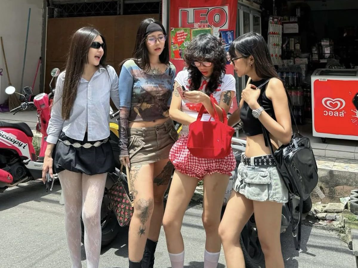 Micro shirt có quá ngắn để diện cho đẹp?