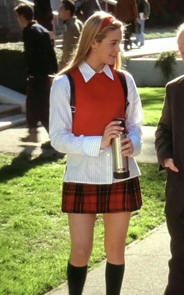 Remake outfit preppy nữ chuẩn phim Clueless thập niên 90