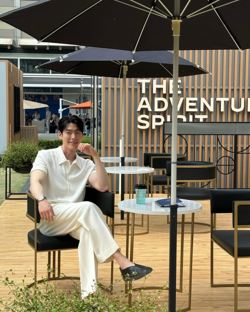 Kim Woo Bin. Ảnh: Instagram @____kimwoobin