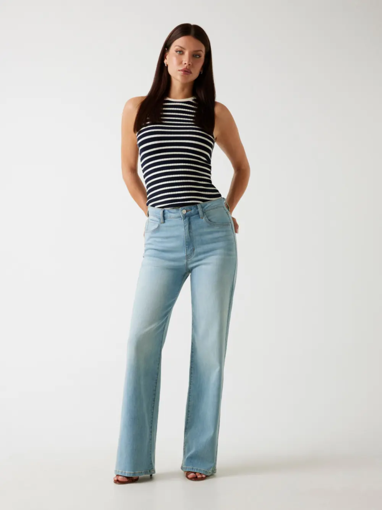 GUESS WOMAN Quần Jeans Nữ - Wide Leg