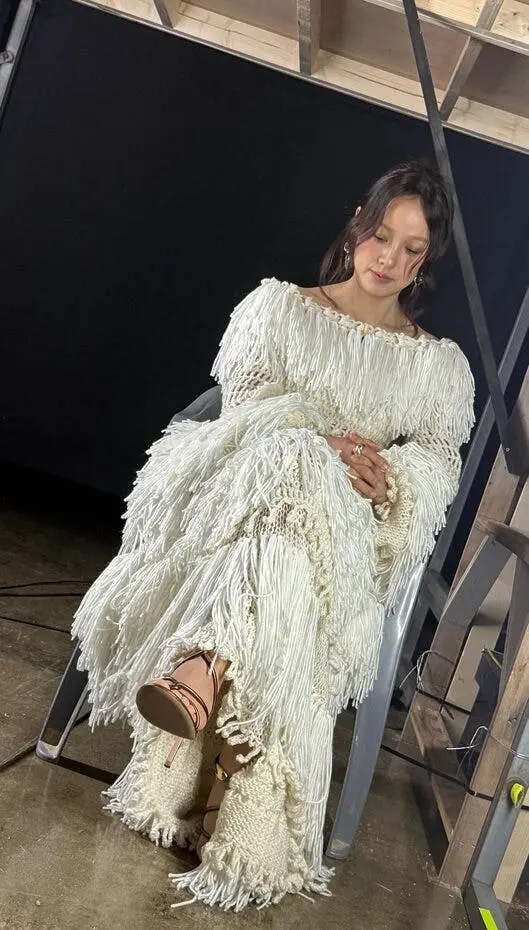 Tinh thần thời trang Boho-chic tự do nhưng vẫn tinh tế khó bì của nữ thần Lee Hyori