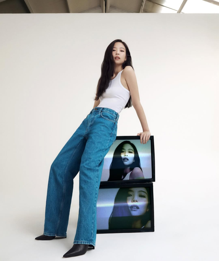 Jennie x Calvin Klein. Ảnh: @jennierubyjane