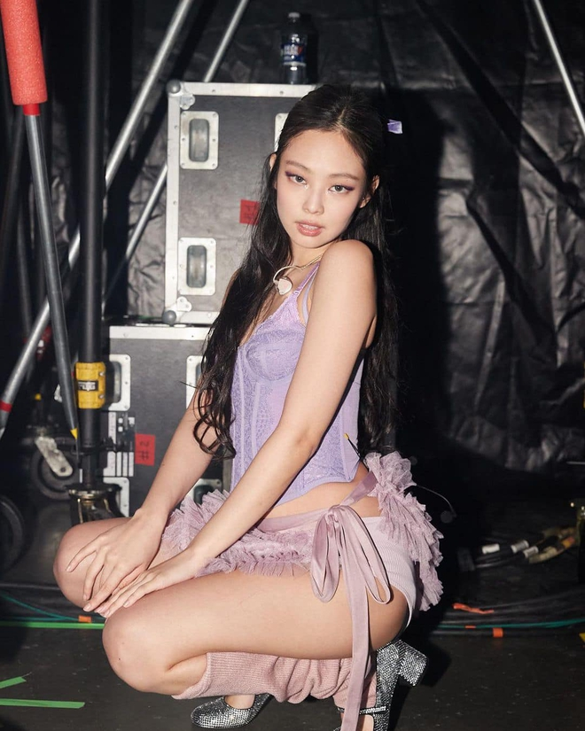 Jennie (BLACKPINK). Ảnh: @jennierubyjane - Truy tìm phong cách thời trang ứng với số chủ đạo cá nhân