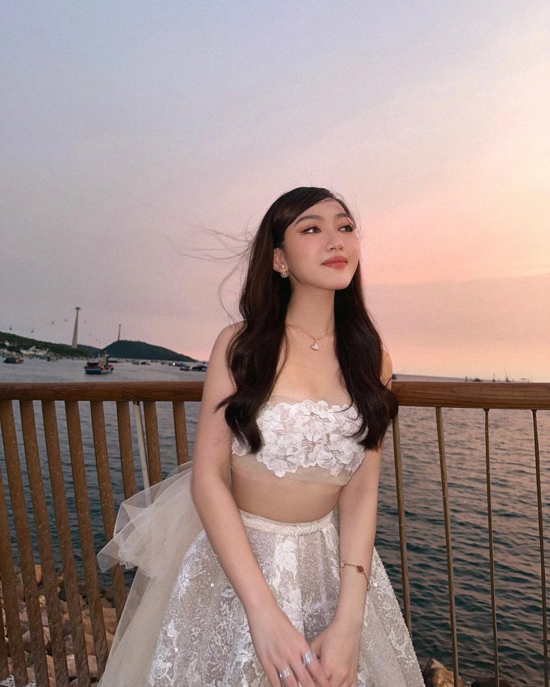 Chloe Nguyễn. Ảnh: @bychloenguyen - Truy tìm phong cách thời trang ứng với số chủ đạo cá nhân