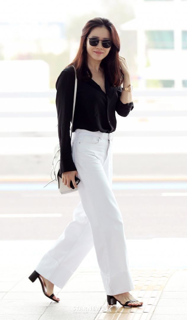 Thời trang sân bay thanh lịch đáng học hỏi của quý cô Son Ye Jin
