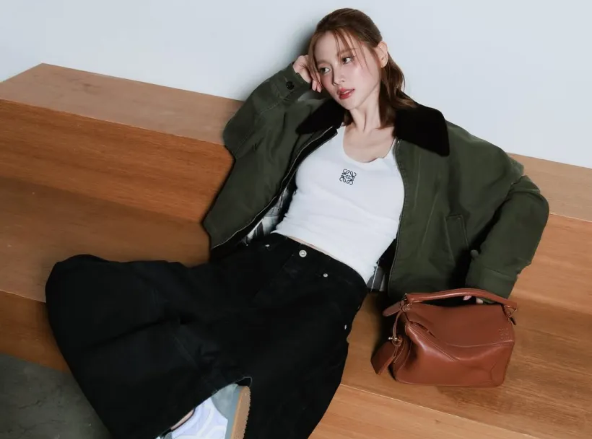 Thử ngay cách phối tank top tôn dáng như mỹ nhân số 1 Thái Lan Baifern