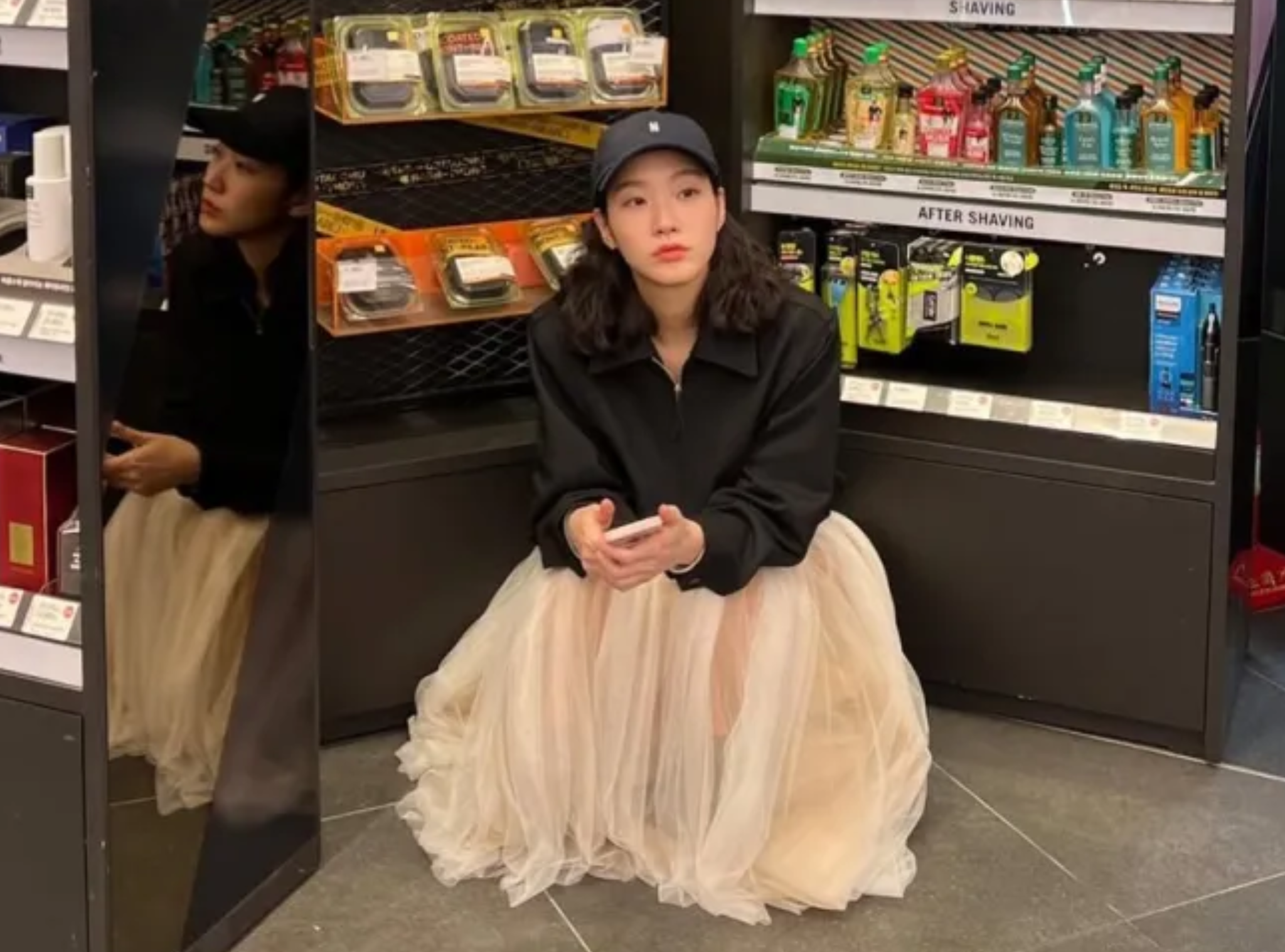 Tủ đồ hàng ngày của Kim Go Eun - nữ chính You and Everything Else (Eun Jung và Sang Yeon)