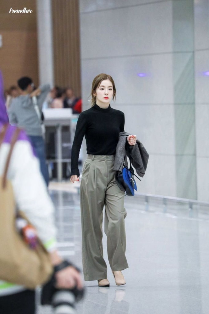 Thời trang sân bay của Irene chính là "sách mẫu" phối đồ streetstyle chuẩn xu hướng