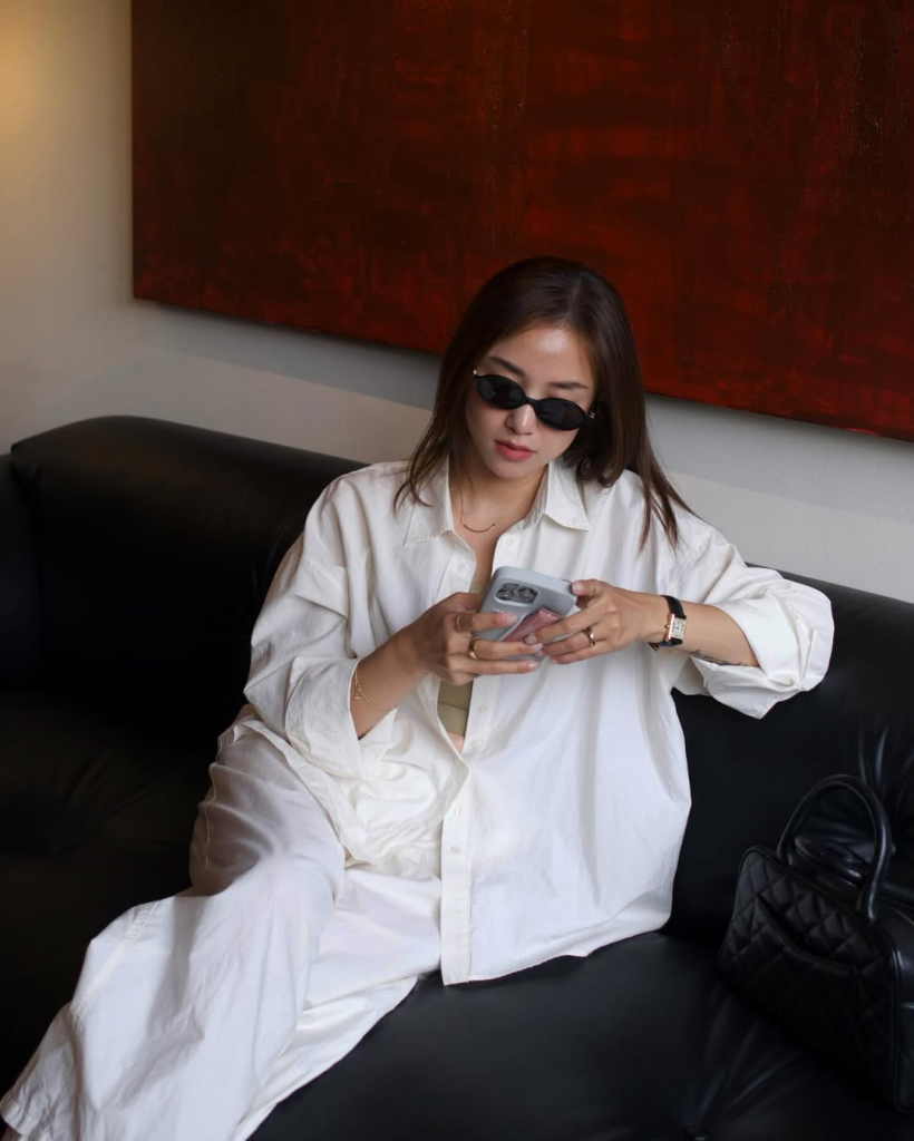 Học "mẹ Pam" Salim cách diện áo sơ mi chuẩn style phu nhân tài phiệt