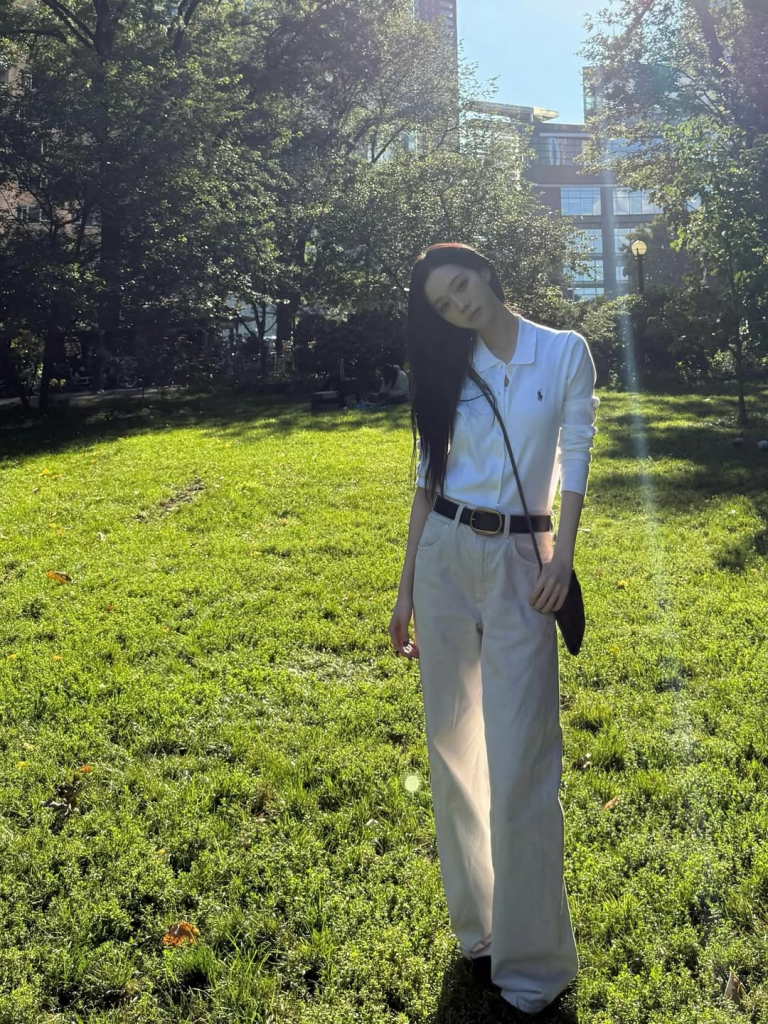 4 món phụ kiện đơn giản nhưng nâng tầm outfit công sở như "IT-girls" Hàn