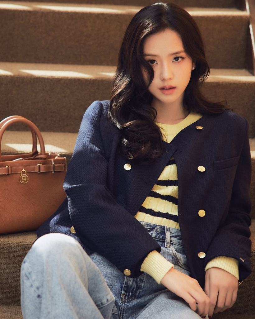 Chinh phục xu hướng Layering mùa mốt Thu–Đông cùng JISOO (BLACKPINK)