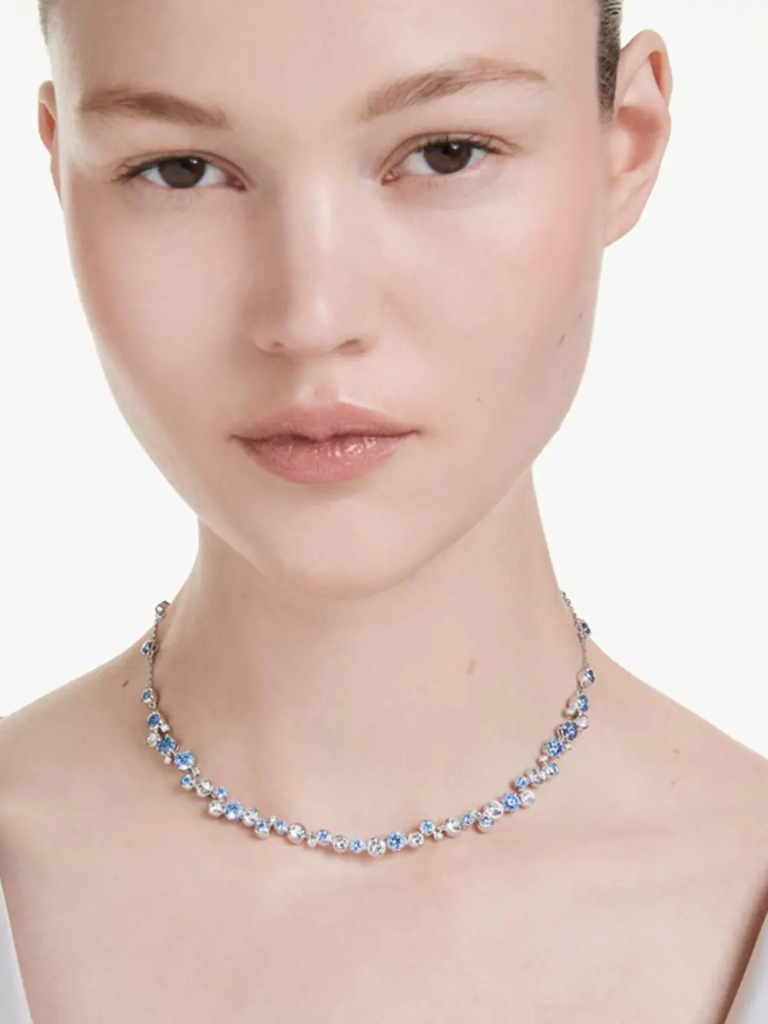 Gợi ý các mẫu dây chuyền Swarovski chính hãng làm quà Giáng sinh cho bạn gái