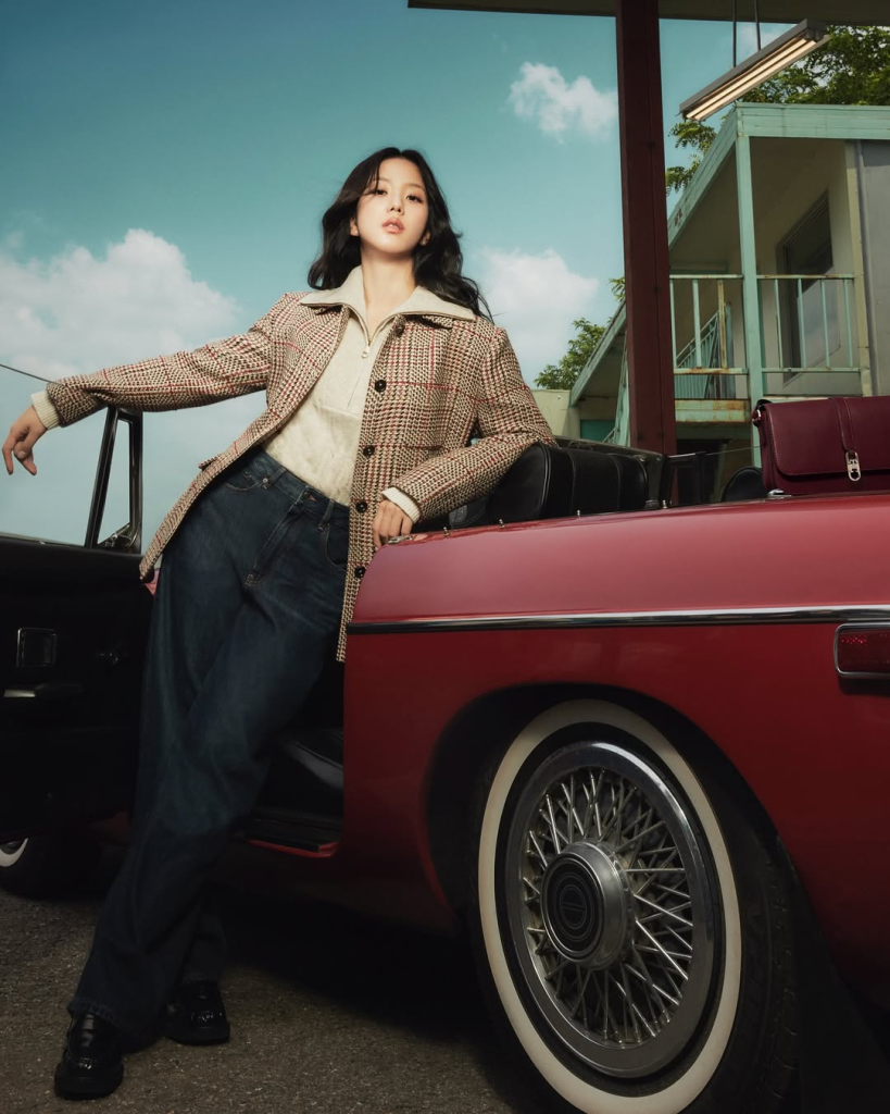 "Hilfiger Racing Club" làm mới đường đua thời trang với phong đương đại