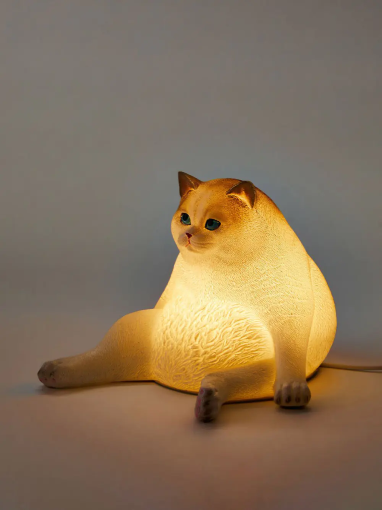 TYPO Đèn Led Trang Trí - Resin Shaped Lamp