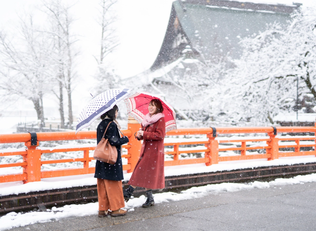 Mùa đông ở Tokyo lạnh bao nhiêu độ? Gợi ý phối đồ giữ ấm khi du lịch Nhật Bản mùa đông