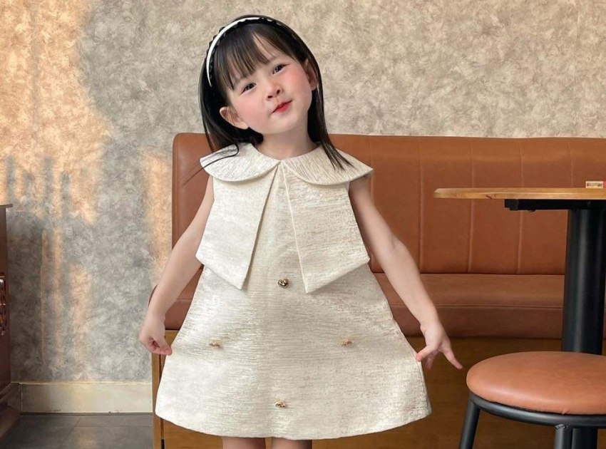 Gợi ý những mẫu đầm bé gái đáng yêu từ các thương hiệu lớn (GAP, OVS, Old Navy,...)