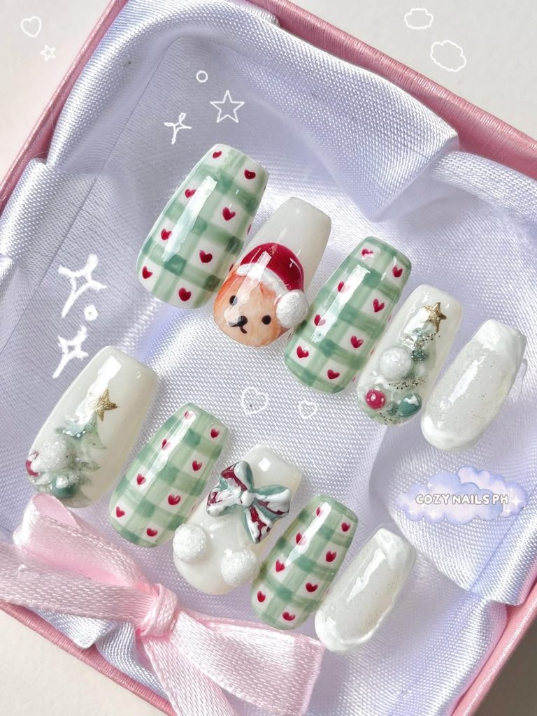 Màu xanh pastel lấy cảm hứng từ cây thông Giáng sinh. Ảnh: internet.