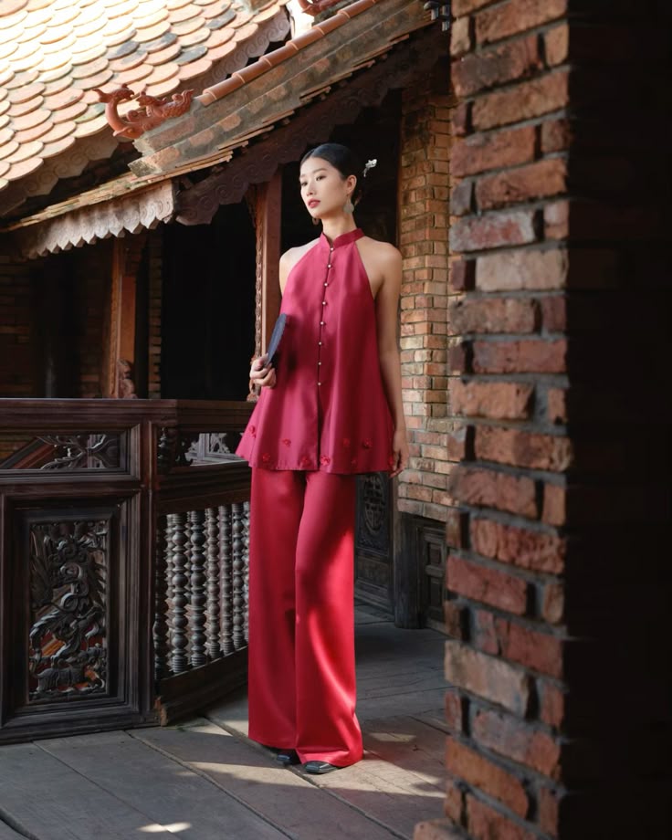 Tết chính là dịp để các cô nàng tự tin diện những bộ cánh xinh đẹp và rực rỡ nhất. Ảnh: internet.