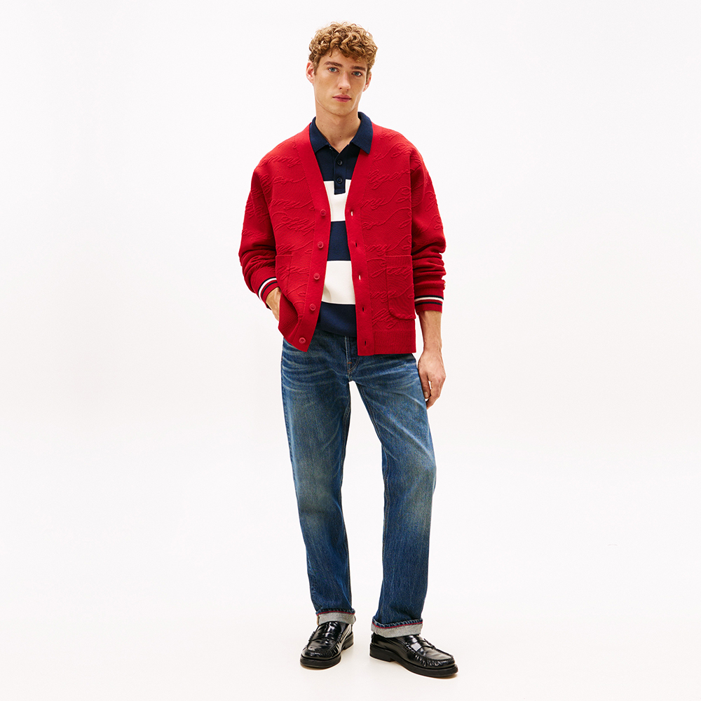 Tommy Hilfiger gửi tặng 01 Charm ngựa may mắn