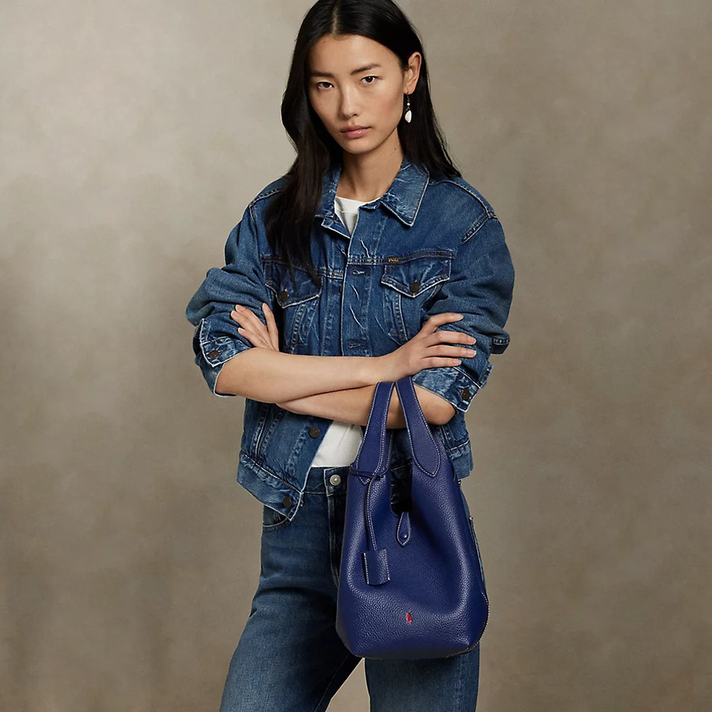 Dấu ấn ngựa Pony trên dòng túi xách da bê Polo Play từ Ralph Lauren