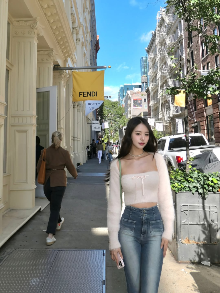 Phong cách tiểu thư thanh lịch đáng học hỏi của Heesun Park (Single's Inferno 5)