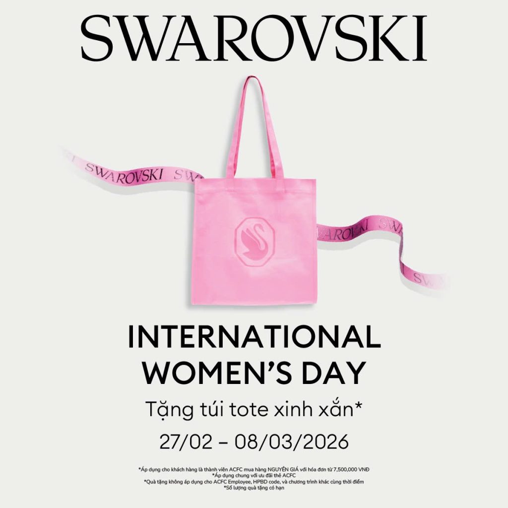 SWAROVSKI MỪNG NGÀY QUỐC TẾ PHỤ NỮ 8/3 VỚI QUÀ TẶNG TÚI TOTE XINH XẮN