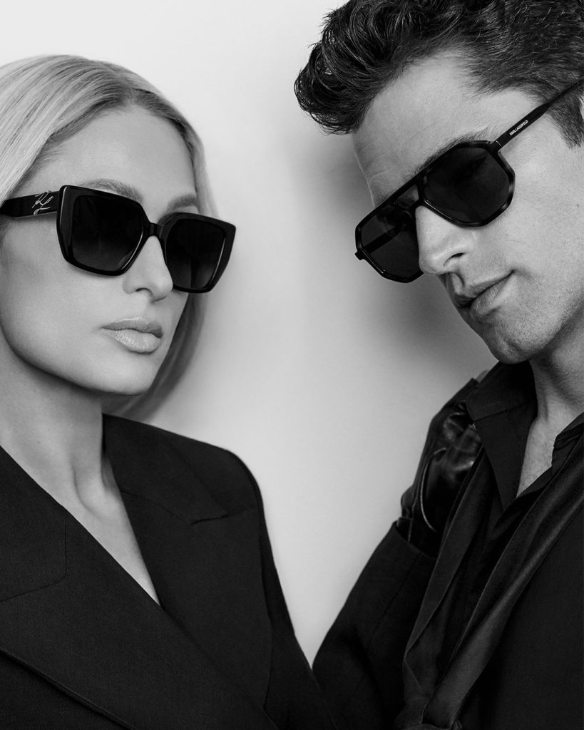 Khung hình của Paris Hilton sánh đôi cùng siêu mẫu Sean O’Pry đã tạo nên một chuẩn mực mới cho vẻ đẹp hiện đại. Ảnh: Karl Lagerfeld.