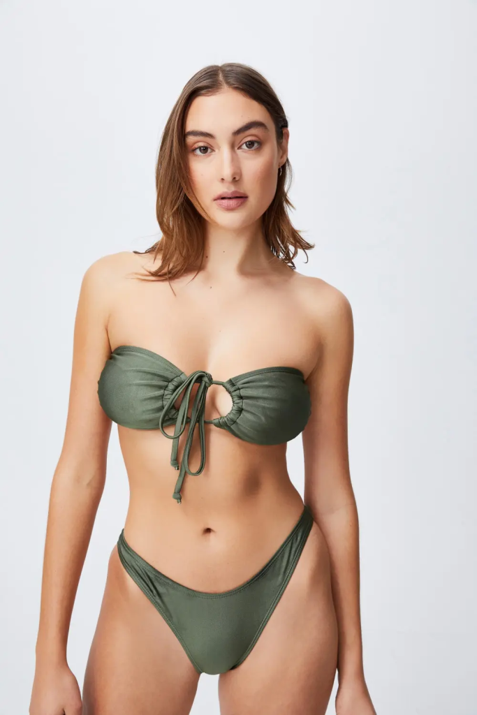 Gợi ý 20+ mẫu bikini đẹp, tôn dáng cho chuyến du lịch biển hè 2026