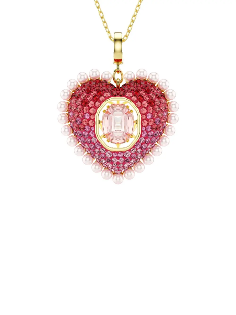 Thay lời yêu qua quà tặng trang sức pha lê Swarovski tuyệt mỹ