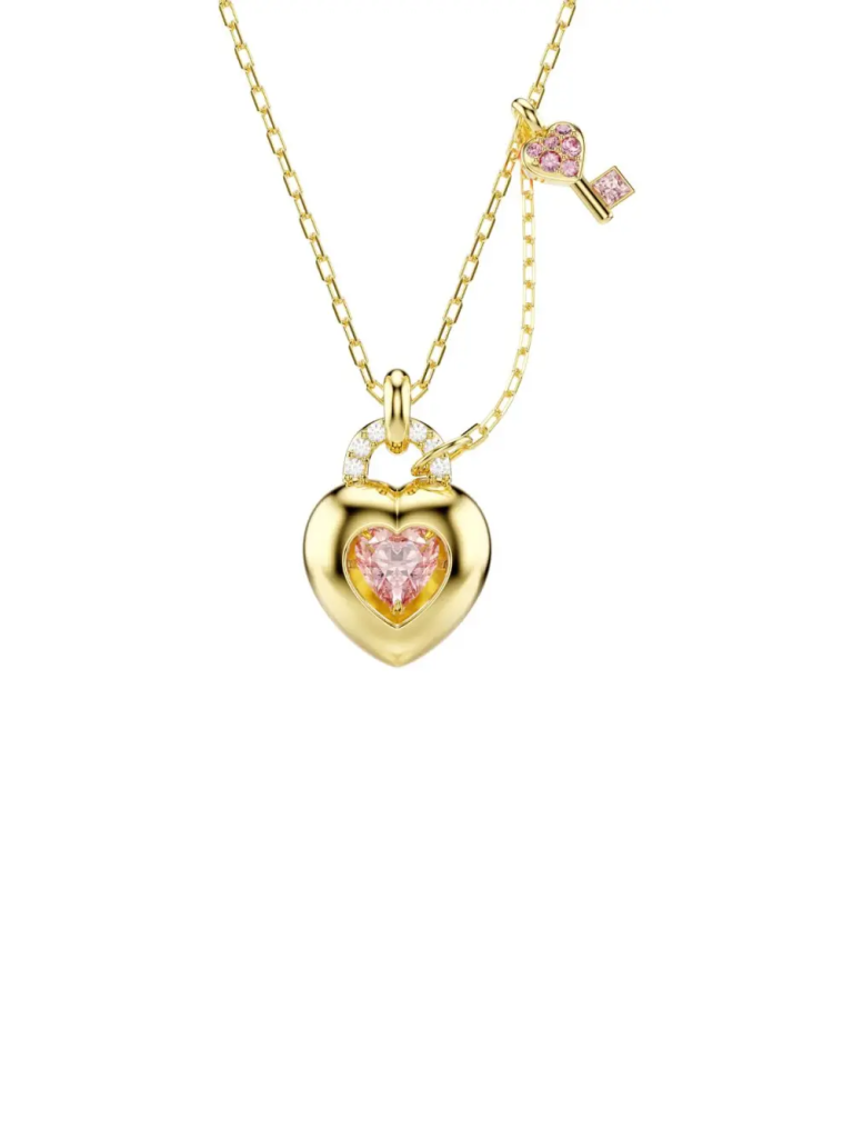 Thay lời yêu qua quà tặng trang sức pha lê Swarovski tuyệt mỹ